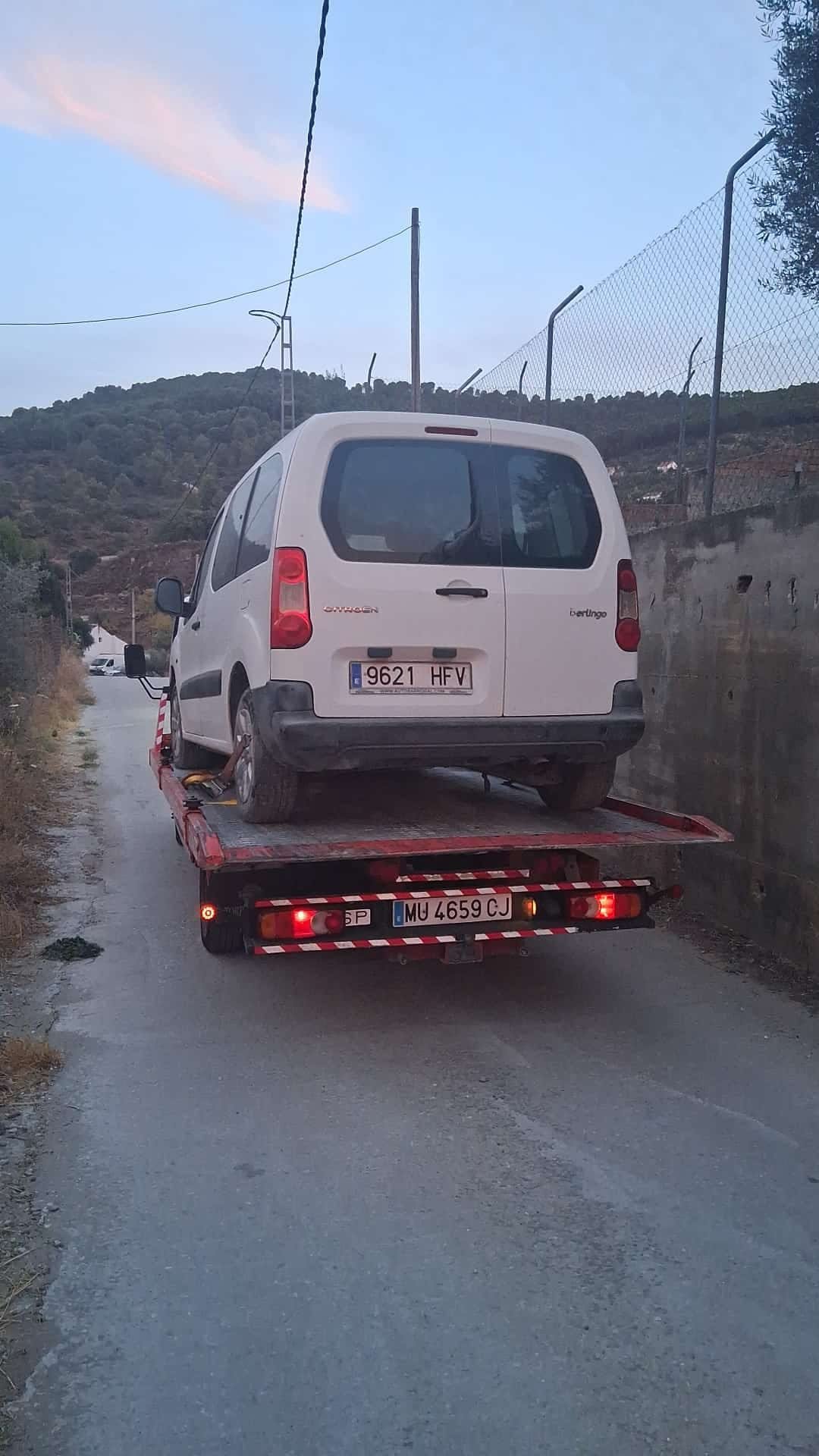 Asistencia a particulares con grúa